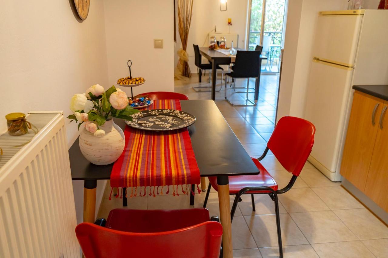 A Quiet Apartment Close To The Sea Gouvai Exteriör bild