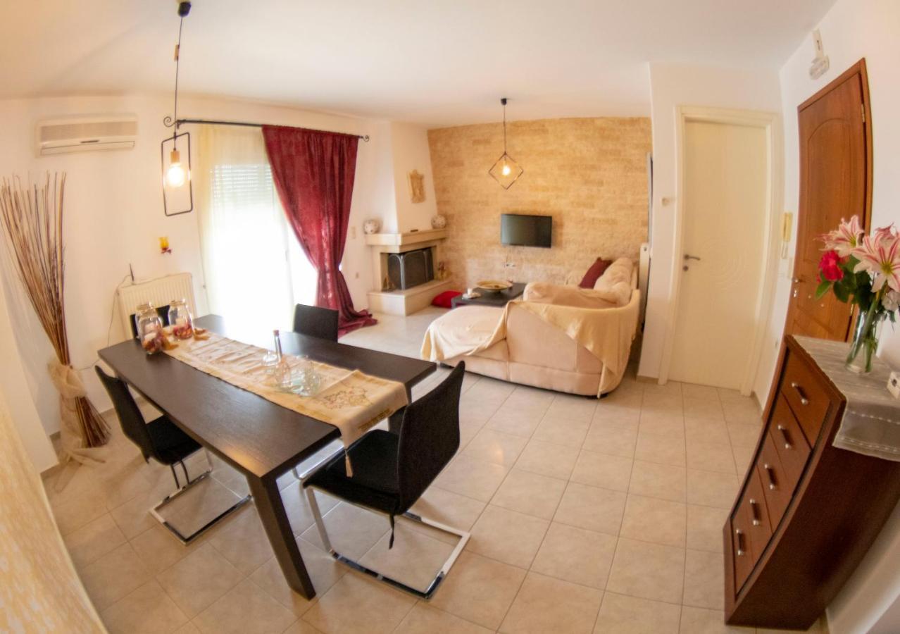 A Quiet Apartment Close To The Sea Gouvai Exteriör bild