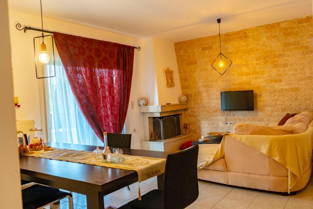 A Quiet Apartment Close To The Sea Gouvai Exteriör bild
